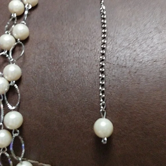 ( Any 2 for $12) Fashion silver-tone & faux pearl necklace - Picture 6 of 7